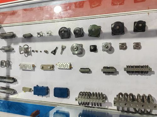 Последние новости компании о Компания Xi'an Hoan Microwave Co., Ltd. появилась на международной выставке производства оборудования в Западном Китае в 2023 году, чтобы продемонстрировать инновационную силу отрасли.